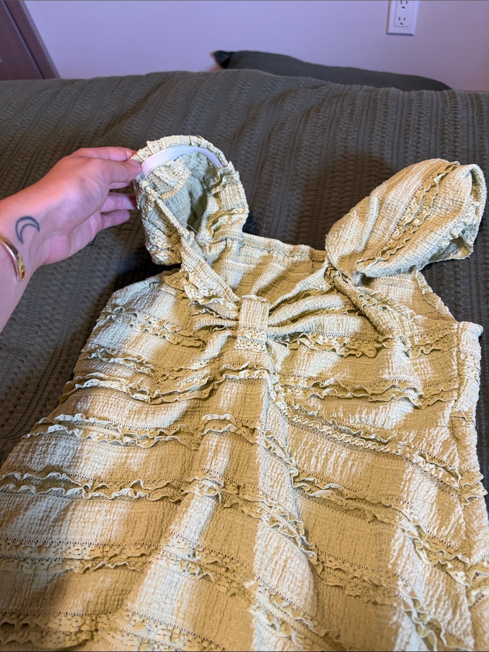 Casual Square-Neck Ruffle Knit Top - Sage Green - Picture 3 of 3